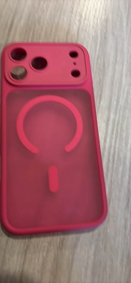 iPhone 17 pro max case - photo 2