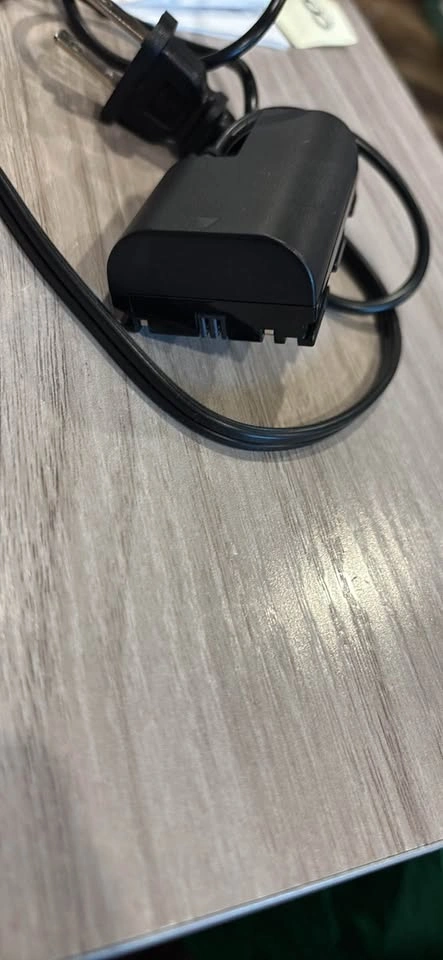 AC/DC power adapter dummy battery - photo 5