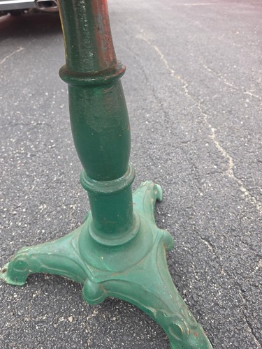 Round Cast Iron Pedestal End Side Table - photo 4