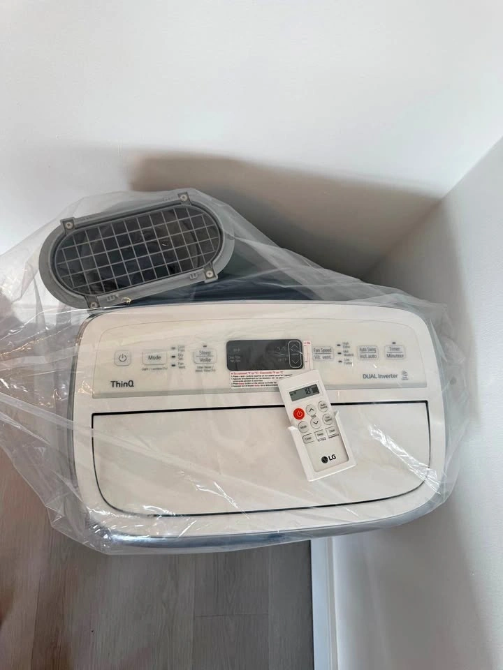 LG 14,000 BTU Dual Inverter Smart Portable AC (Like New)