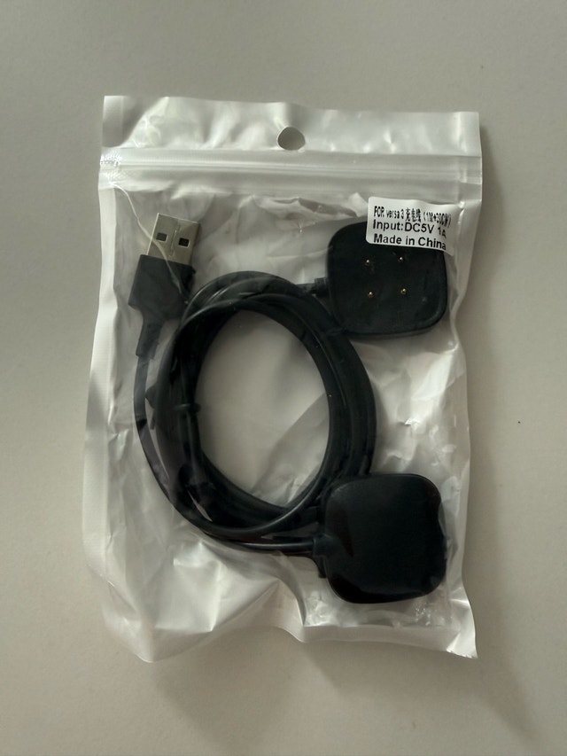 SENGKOB Charger Cable for Fitbit Sense and Versa 3 - photo 2