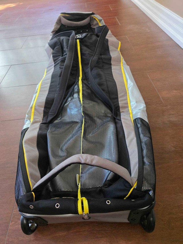 Mercedes wheeled golf travel bag & cover set