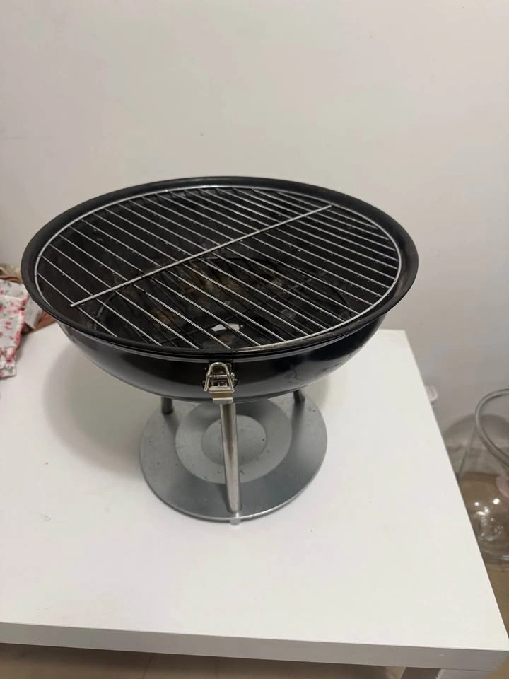 Portable Red and Black Charcoal BBQ Grill - photo 3