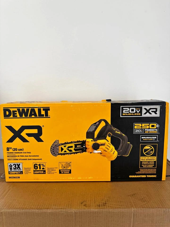 DEWALT 20V MAX XR 8” Brushless Pruning Chainsaw – NEW
