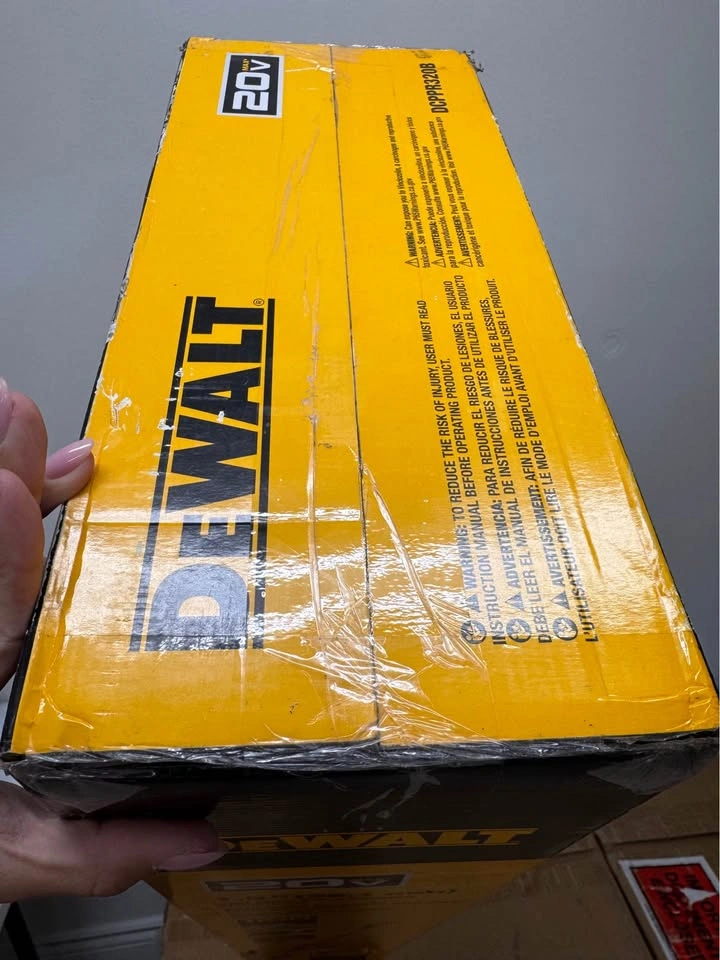 DEWALT 20V MAX Cordless Pole Pruner – NEW – DCPPR320B - photo 2
