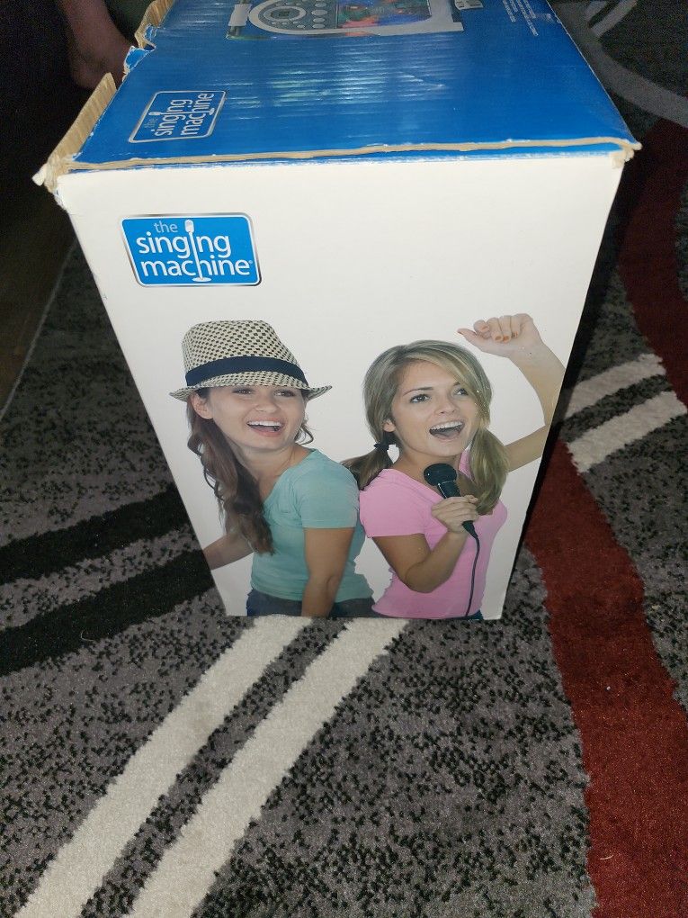 Karaoke Machine - photo 2