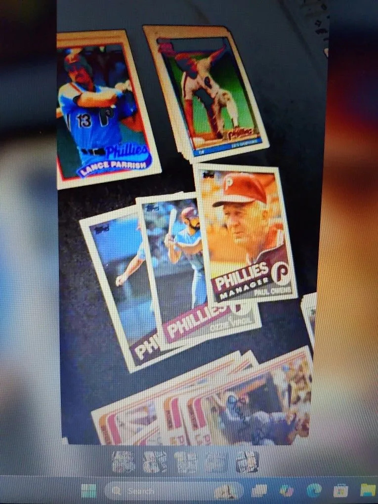 Phillies 117 Baseball Cards image indicator(5)