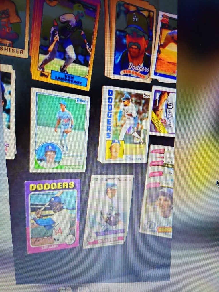 Dodgers 127 Baseball Cards - photo 5