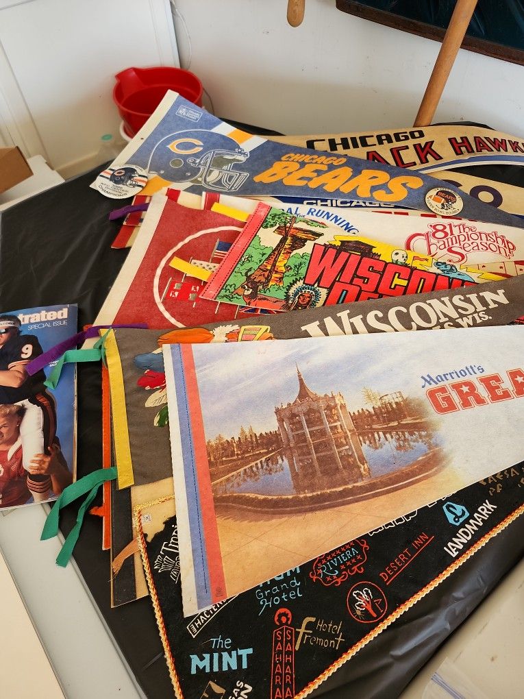 multiple banners