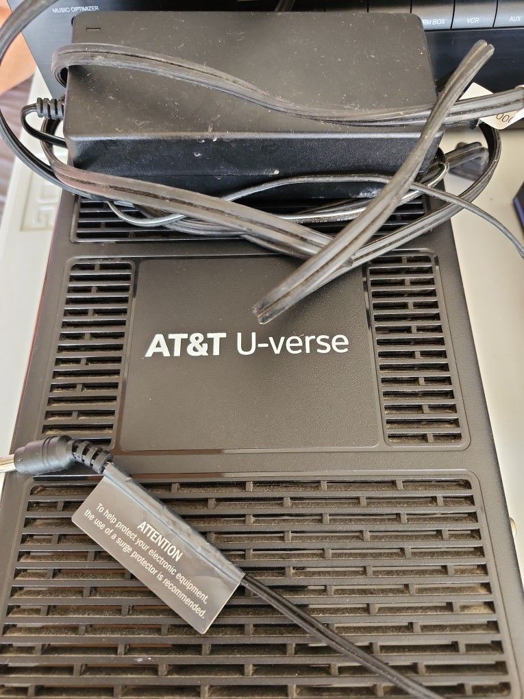 At&t Uverse Router - photo 4