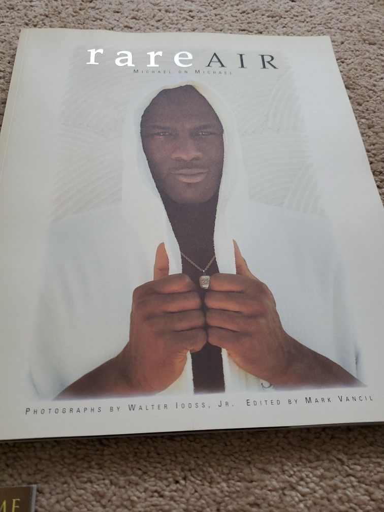 Michael Jordan Books & 1991 Flip Book Calendar - photo 3