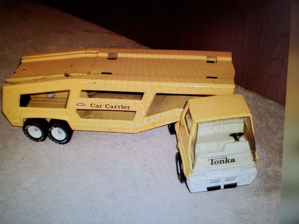 1960's Tonka Car Carrier