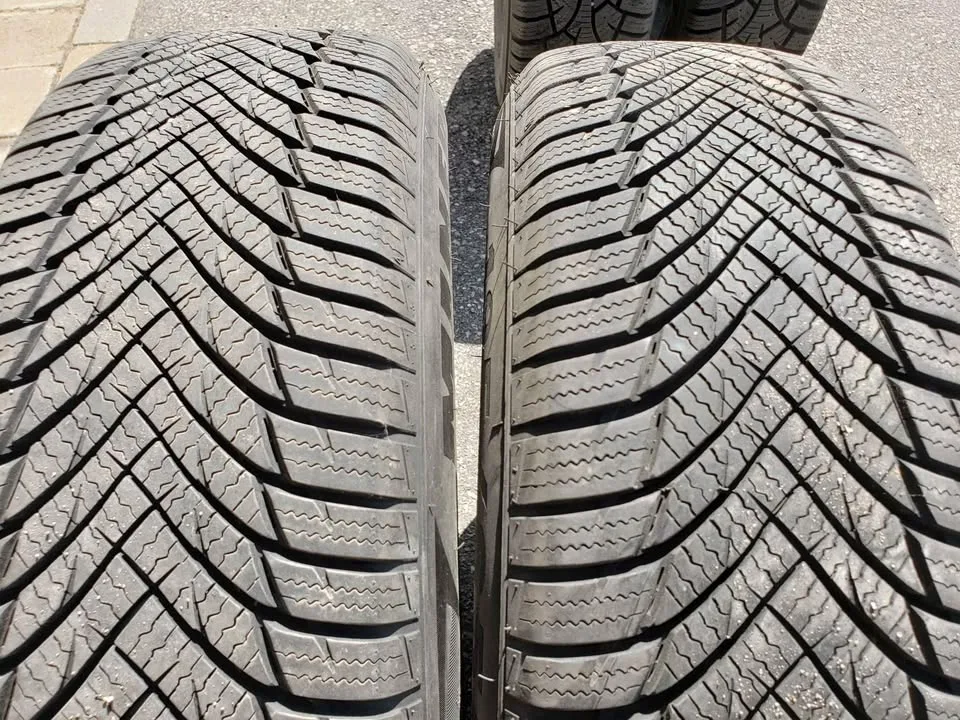 Winter Tires image indicator(6)