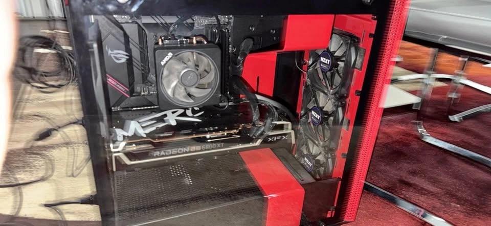 Ryzen 7 3700X + RX 6800 XT Gaming PC — 32GB DDR4 3600 — 7TB
