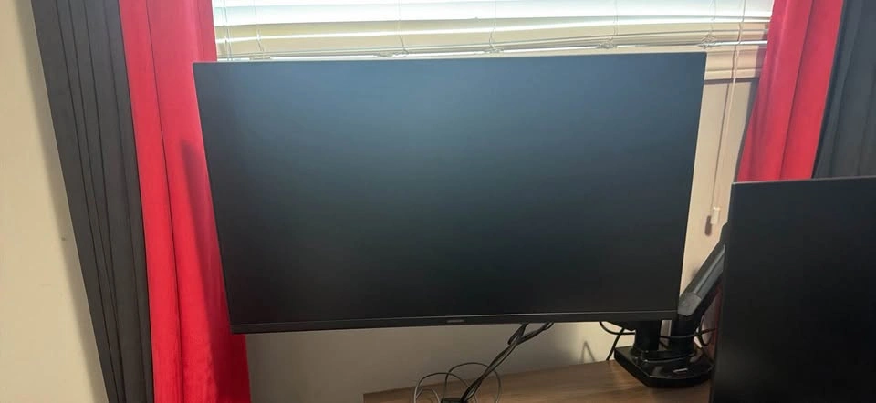 1 Samsung Essential Monitor S3 27" 100Hz - photo 2