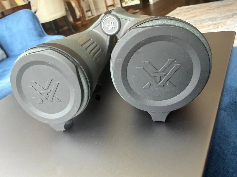 Vortex Razor UHD 10x50 Waterproof binoculars - photo 3