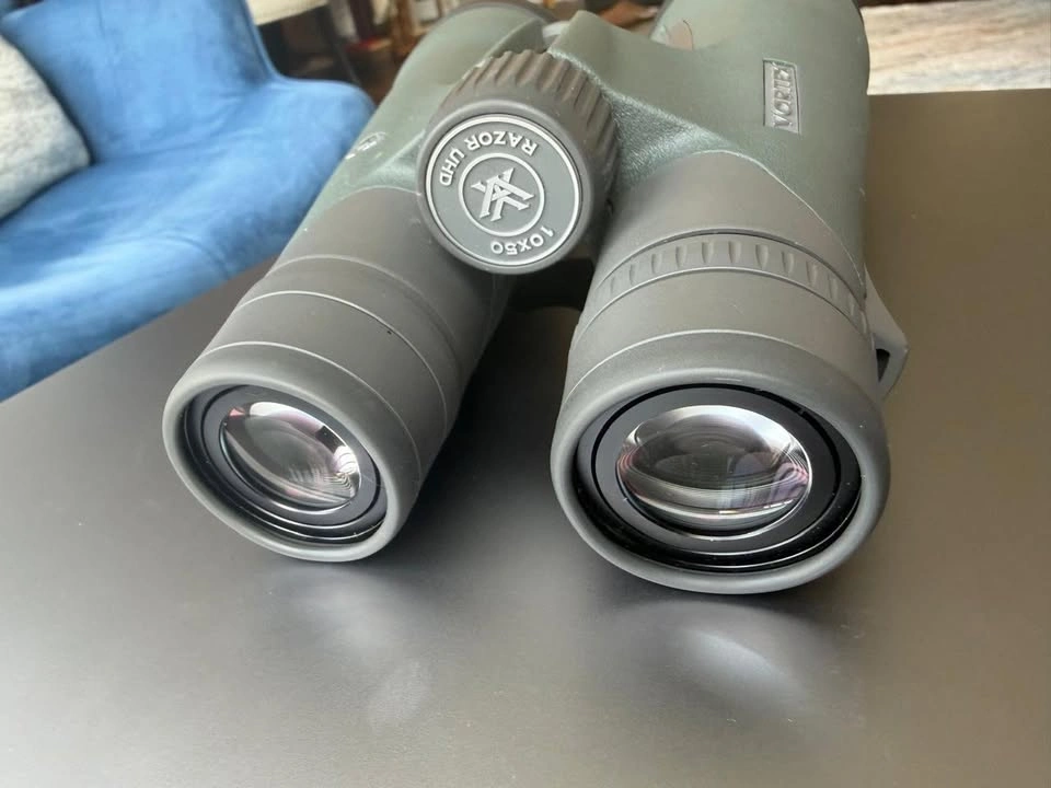 Vortex Razor UHD 10x50 Waterproof binoculars - photo 5