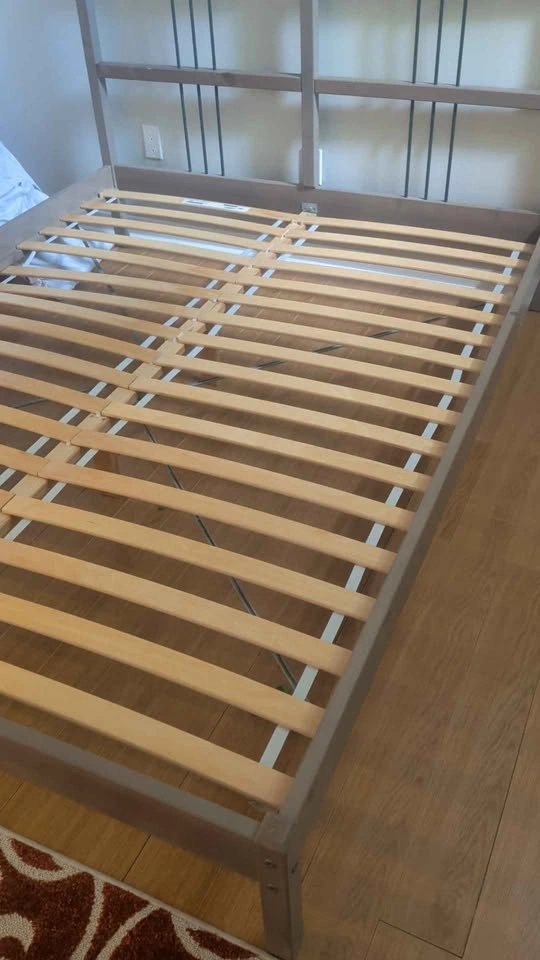IKEA Hemnes Queen Bed Frame - photo 2