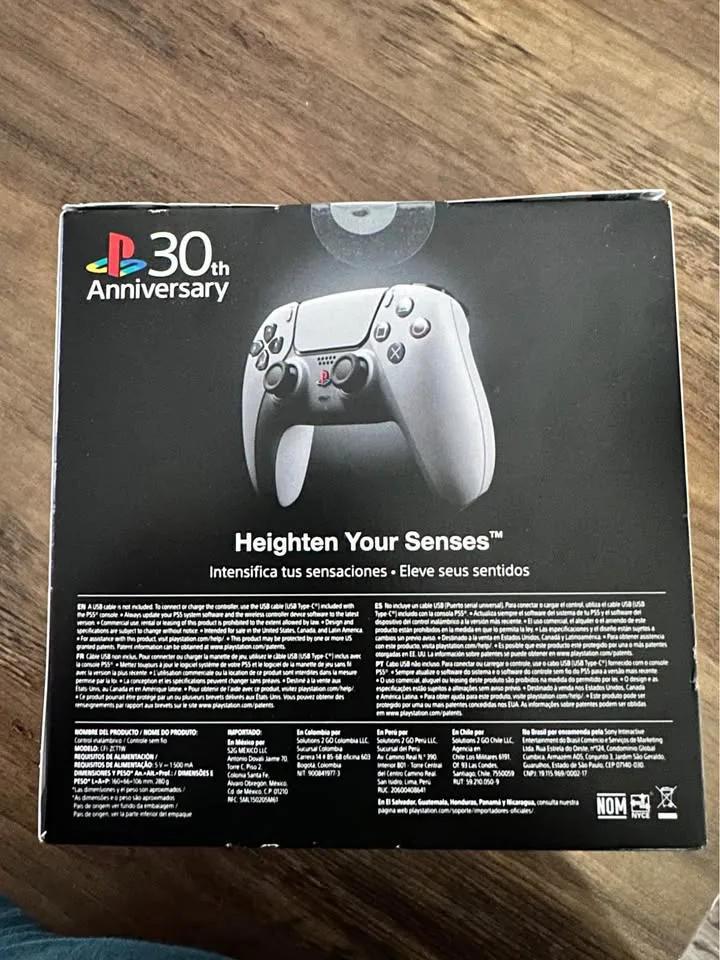 Ps5 Controller *30th Anniversary* image indicator(2)