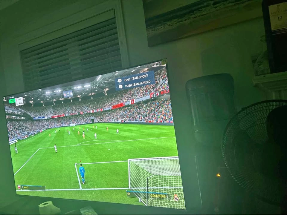 Hisense 75 INCH QLED TV
