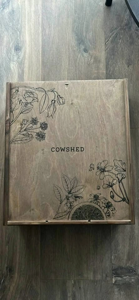 BRAND NEW SEALED Cowshed Luxury Bath & Body Gift Set – 8 Pieces