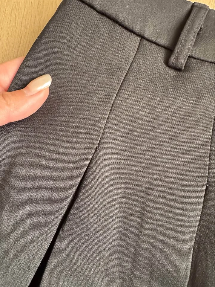 Grey Sweater Vest and Black Pleated Skirt Set - photo 5