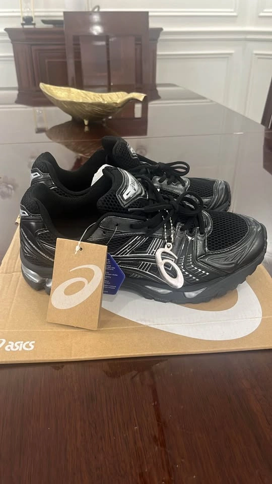 ASICS Gel Kayano 14 BLACK *NEW* - photo 3