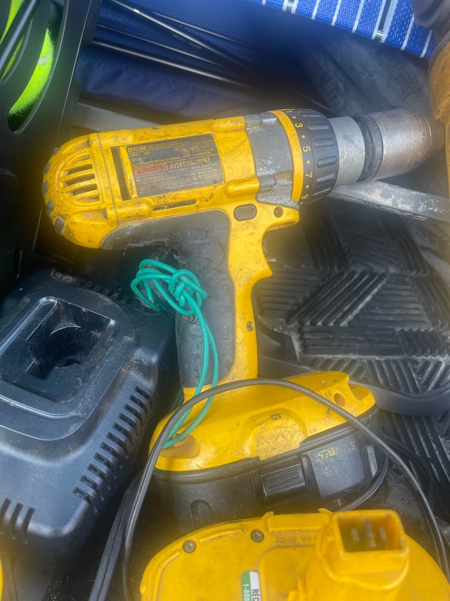 DeWalt 18V Cordless Tool Set - photo 4