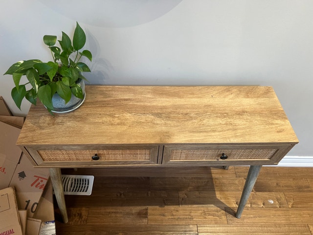 Entry Table - photo 2