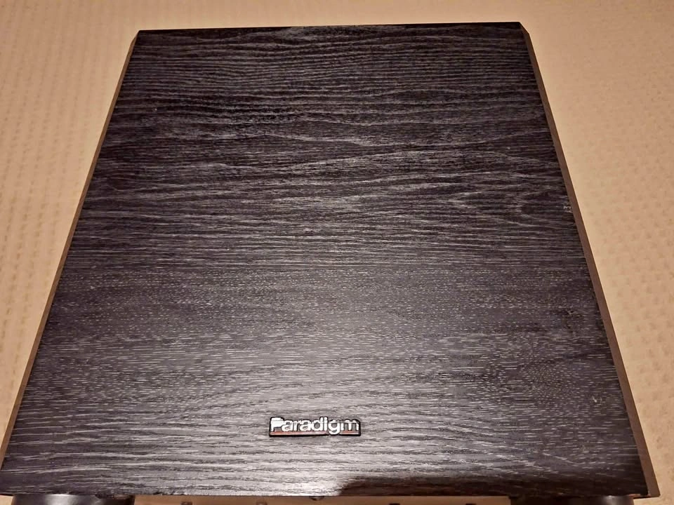 Paradigm PS 800 powered subwoofer