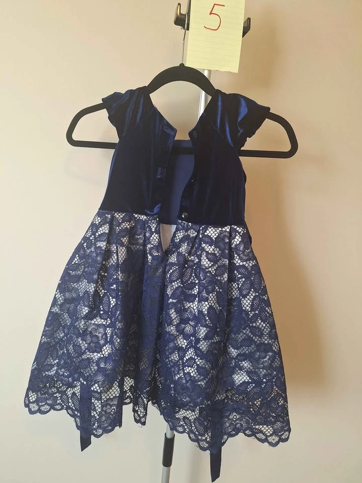 Size 5 girls dresses - photo 2
