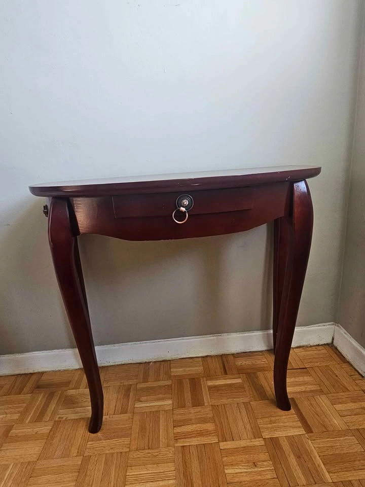 Side Table with storage drawer - photo 2