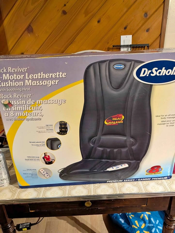 Dr. Scholl's Back Reviver 8-Motor Leatherette Cushion Massager