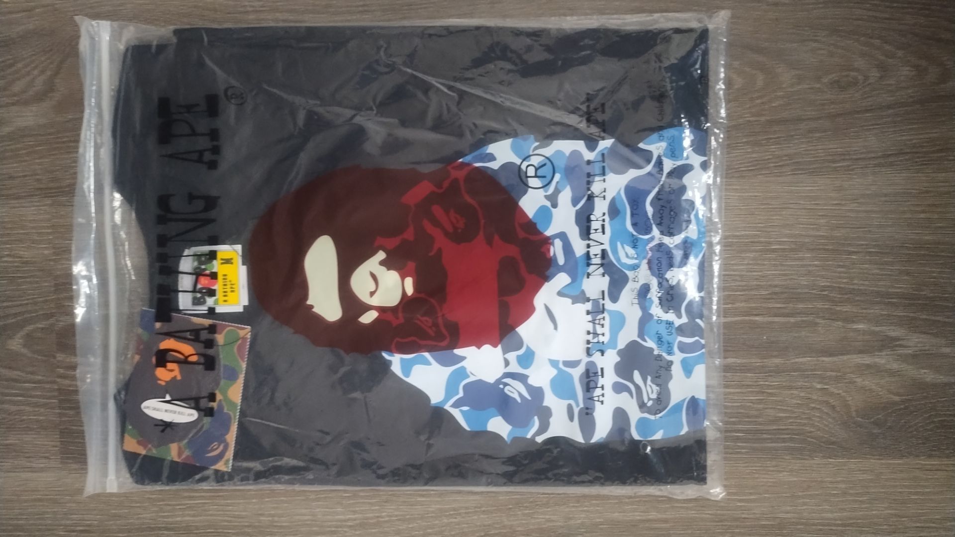 A Bathing Ape BAPE Size M