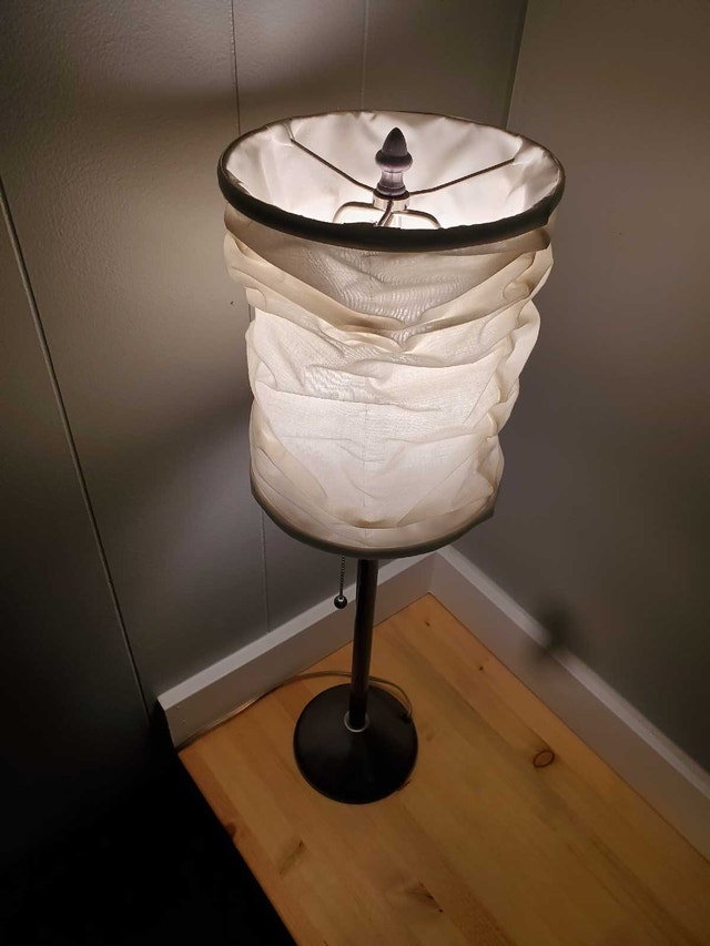 Cute Bedside Lamp - photo 3