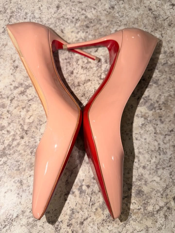 CHRISTIAN LOUBOUTIN BLUSH SHOES - photo 5