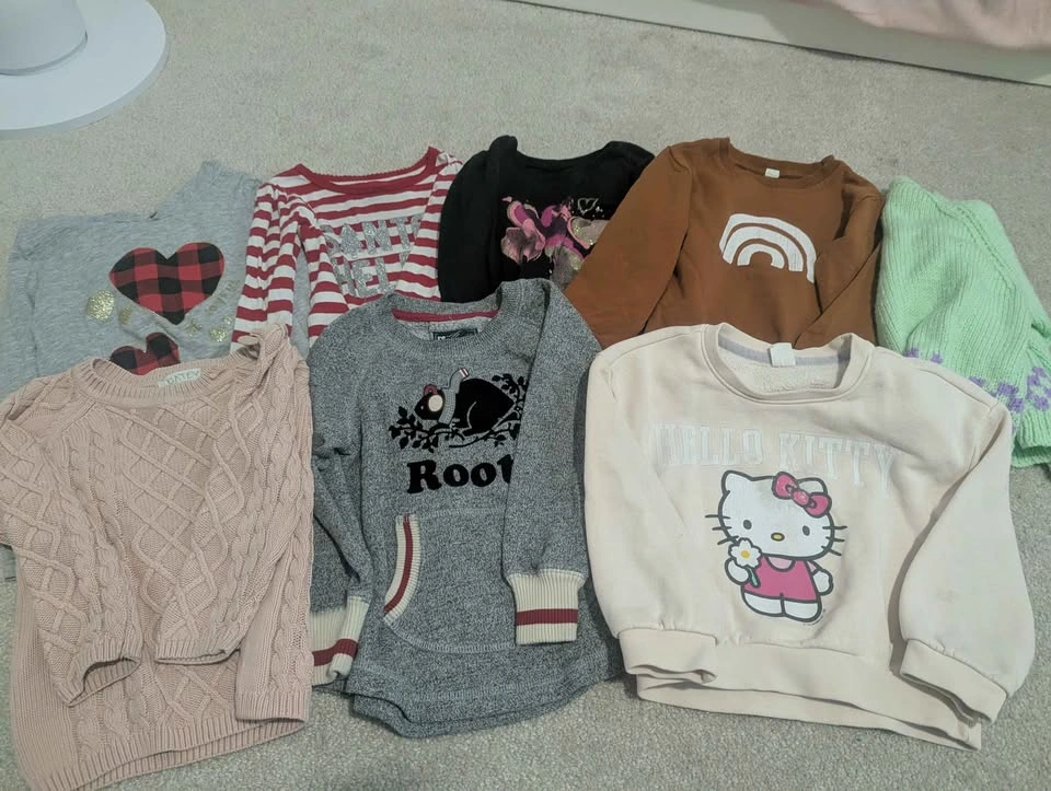 Size 3T - Girls Clothing Bundle - Roots, Gap, Hello Kitty - photo 2
