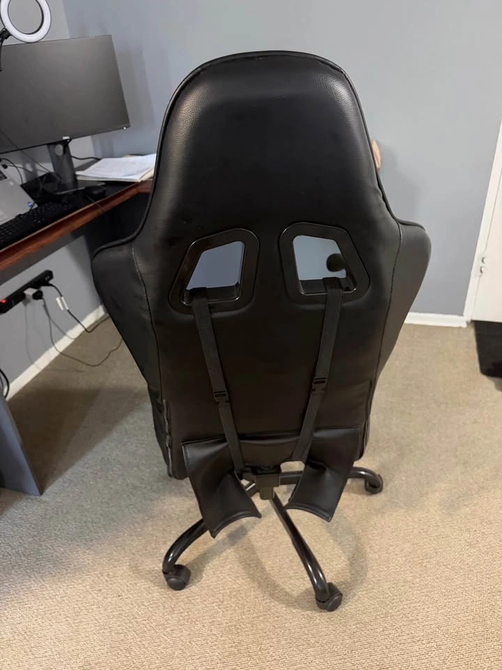 Gaming/Office Chair with Massage Function - photo 4