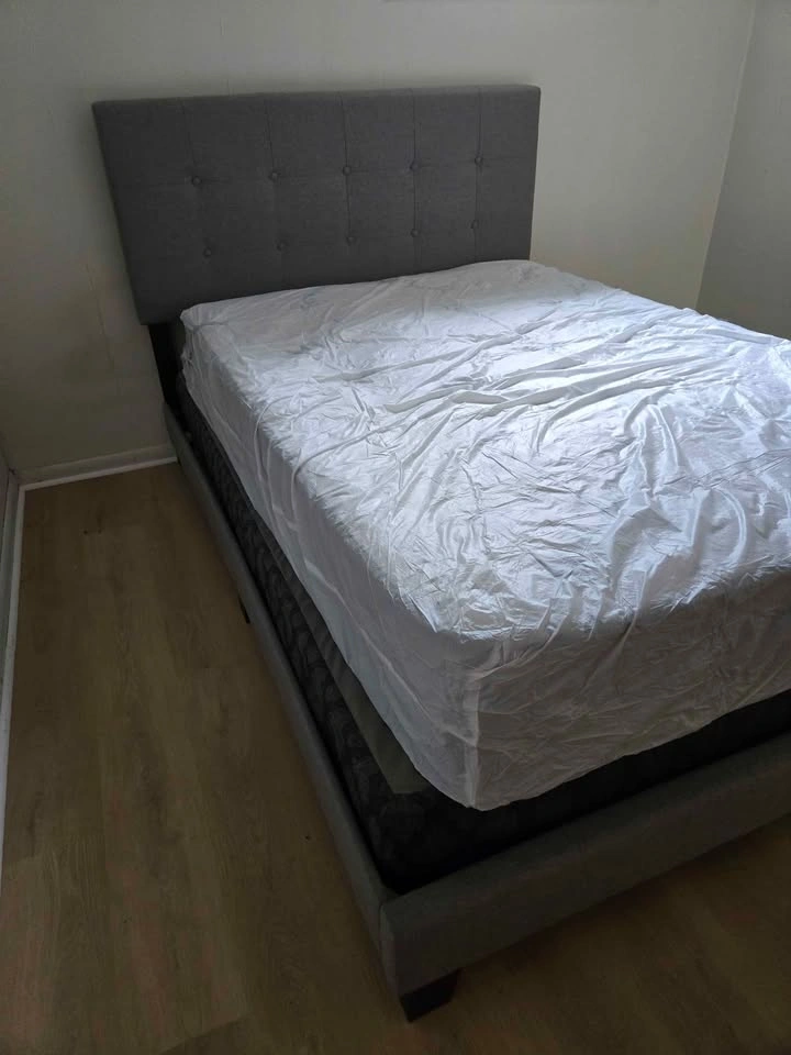 Double Mattress, Box Spring, and Tufted Headboard - photo 2