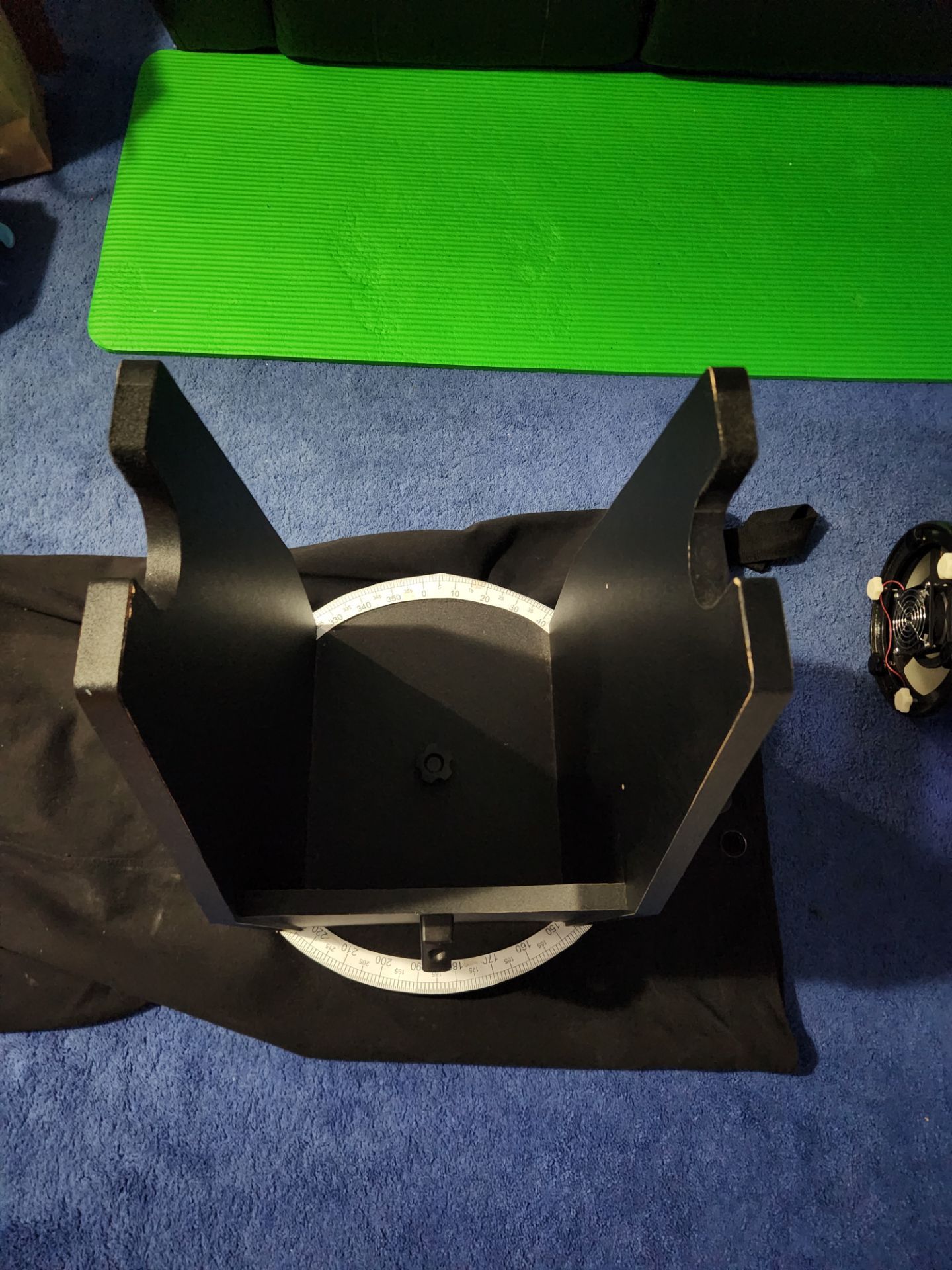 Apertura AD8 telescope with accessories - photo 2