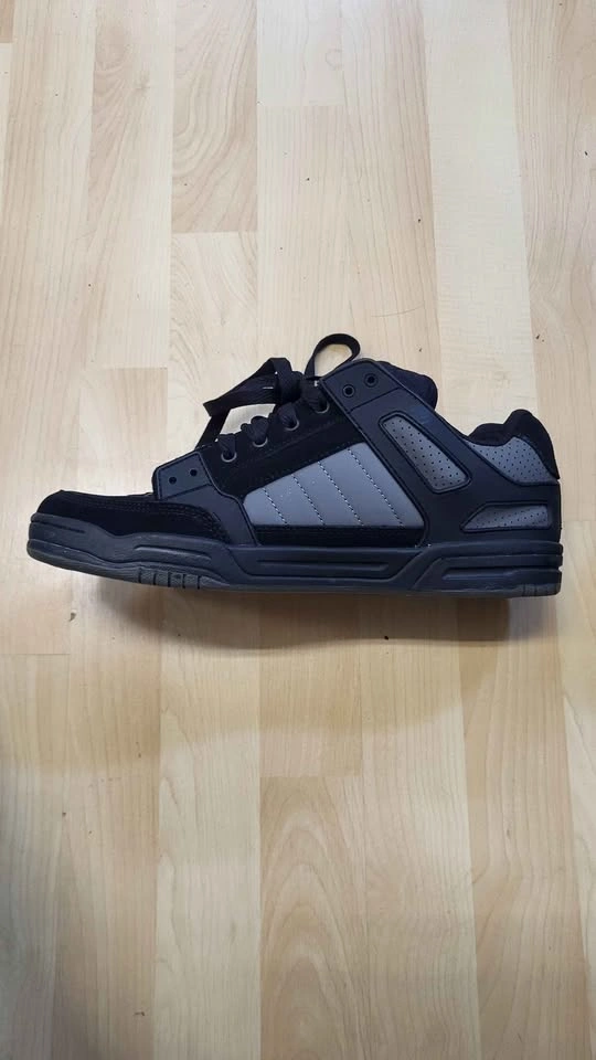 Globe Skate Shoes - photo 5
