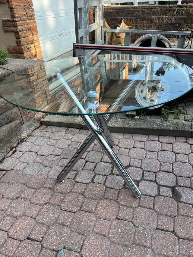 Glass dining table with chairs - photo 2