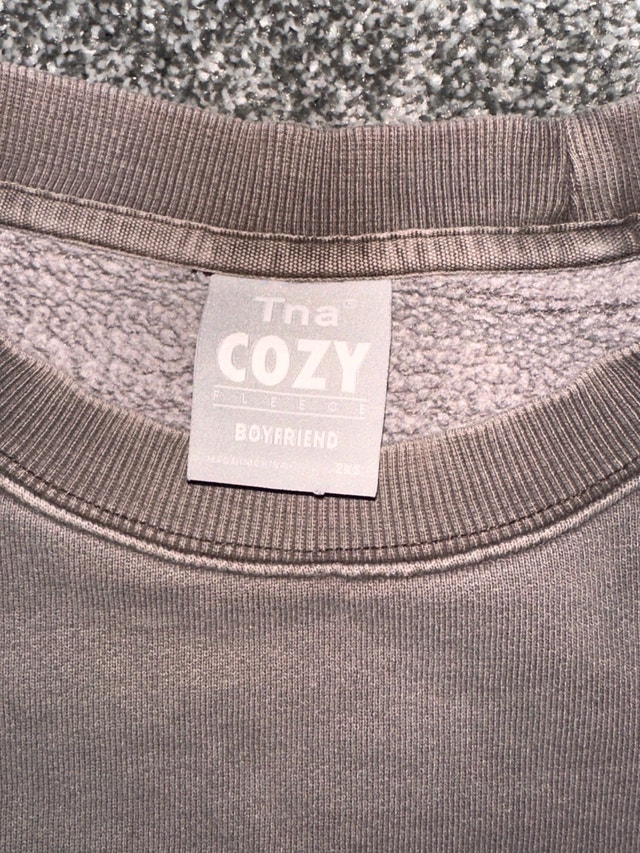 Tna cozy fleece boyfriend brown sweatshirt size M to L - photo 3