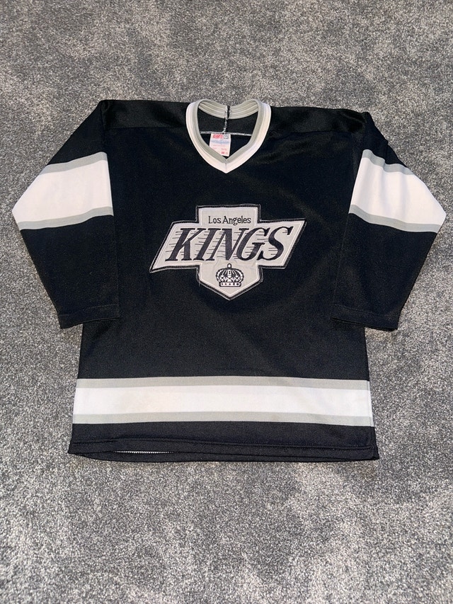 Vintage Los Angeles Kings Black Jersey Size S to M
