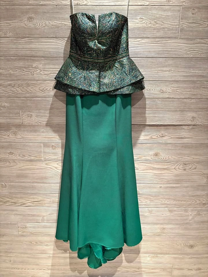 Evening’s (by Mon Cheri) Faviana Emerald Green Peplum Gown