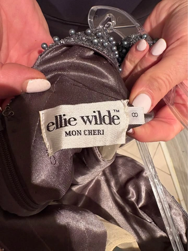 Ellie Wilde (Mon Cheri) Beaded and Sequined Evening Gown (size 8 - photo 5