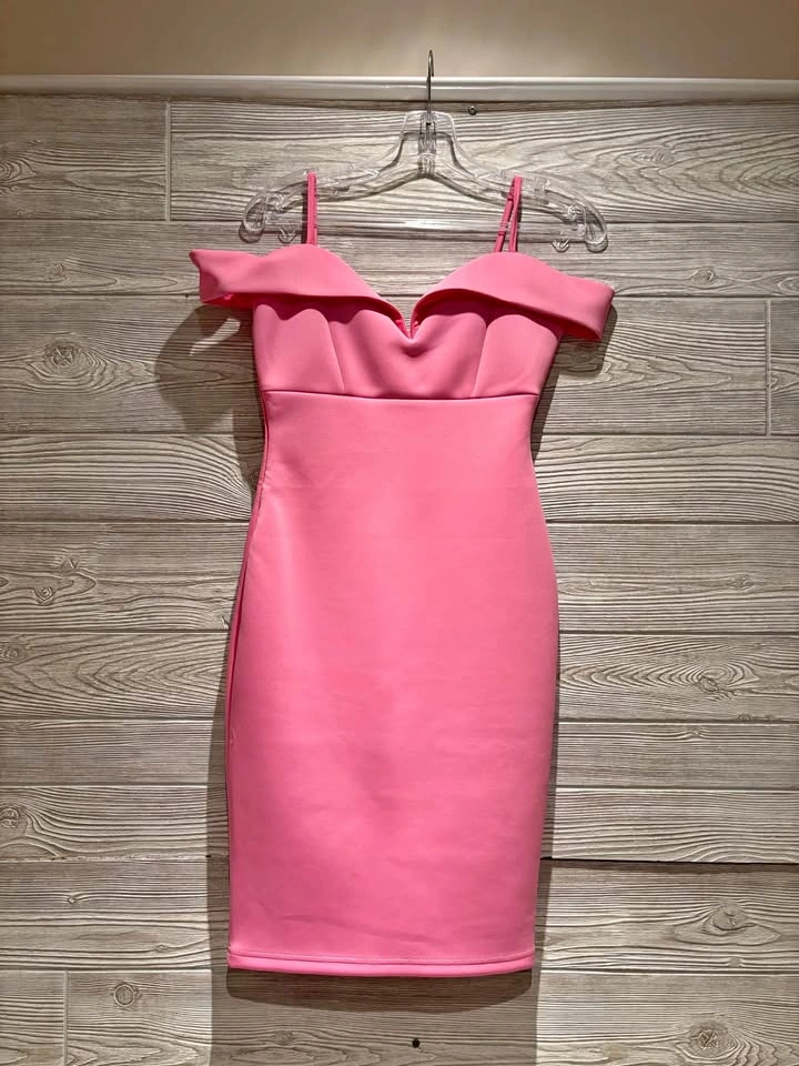 Kiki Couture Pink Off-the-Shoulder Bodycon Dress (size small)