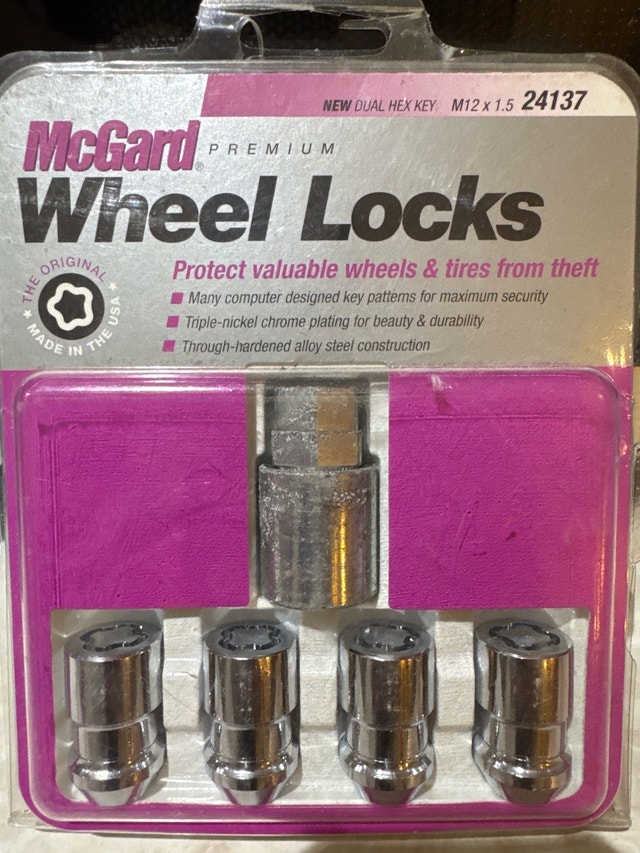 McGard Premium Wheel Locks 24137
