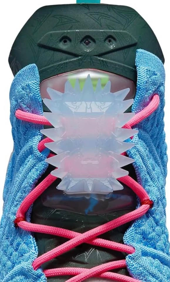 Nike LeBron 18 - photo 5