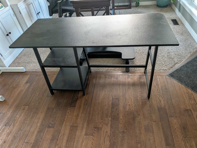 Durable Black Computer / Gaming Desk